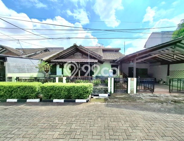 For Sale Rumah 3 Kamar Lokasi Ideal Bagus dan Strategis di Pamulang For Sale Rumah 3 Kamar Lokasi Ideal Bagus dan Strategis di Pamulang