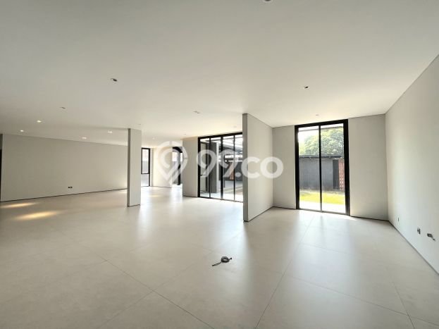 Best Deal Hunian Premium Ideal dan Luas di Pamulang, Tangerang Selatan Best Deal Hunian Premium Ideal dan Luas di Pamulang, Tangerang Selatan