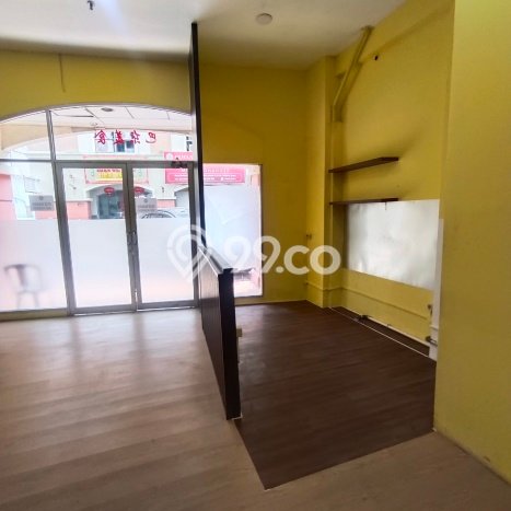 Komersial Bagus Dijual di Gajah Mada Jakarta Pusat Strategis Cocok untuk Kembangkan Bisnis Komersial Bagus Dijual di Gajah Mada Jakarta Pusat Strategis Cocok untuk Kembangkan Bisnis