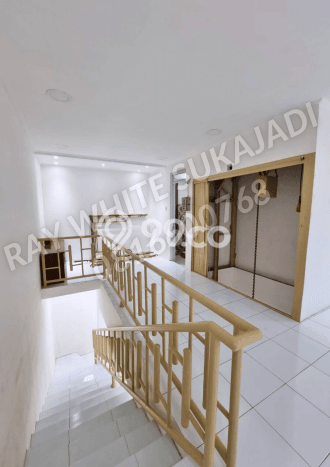 Ruko Kawasan Kebonjati, Luas 272m², Jalan Utama, Lokasi Ramai Ruko Kawasan Kebonjati, Luas 272m², Jalan Utama, Lokasi Ramai