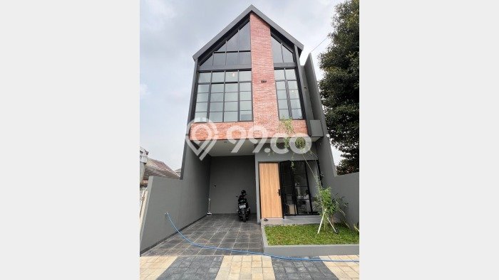 For Sale Rumah 3 Kamar Lokasi Strategis Nyaman dan Strategis di Pancoran Mas For Sale Rumah 3 Kamar Lokasi Strategis Nyaman dan Strategis di Pancoran Mas