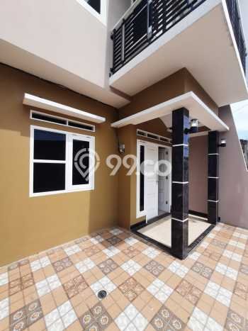 Rumah Modern Cantik 4 Kamar Siap Huni di Pancoran Mas Rumah Modern Cantik 4 Kamar Siap Huni di Pancoran Mas