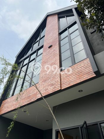Dijual Rumah 3 Kamar Lokasi Ideal Bagus dan Strategis di Jagakarsa Dijual Rumah 3 Kamar Lokasi Ideal Bagus dan Strategis di Jagakarsa