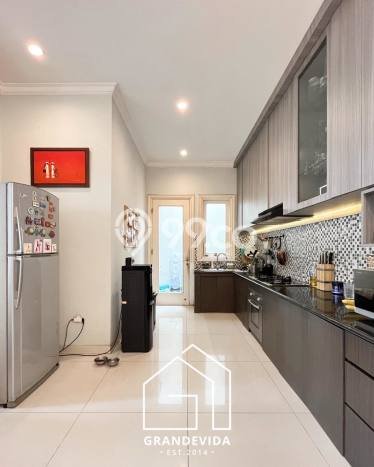 For Sale! Premium House LT 420m2 Desain Modern di Kemang For Sale! Premium House LT 420m2 Desain Modern di Kemang