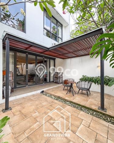 Jual Rumah Mewah Megah Dengan View Eksklusif di Bintaro, Jakarta Selatan Jual Rumah Mewah Megah Dengan View Eksklusif di Bintaro, Jakarta Selatan