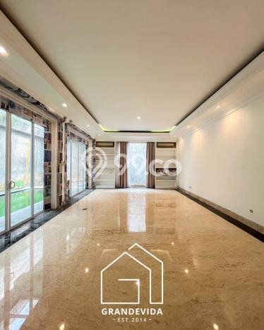 Hunian Mewah Dijual LT 336m2 di Kebayoran Baru, Jakarta Selatan Hunian Mewah Dijual LT 336m2 di Kebayoran Baru, Jakarta Selatan