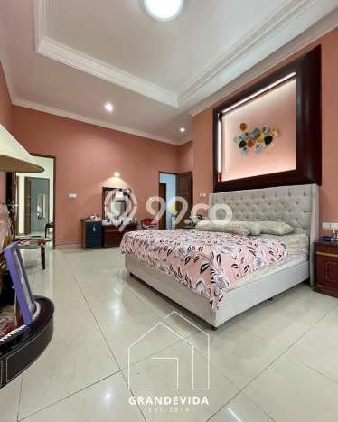 Siap Huni Rumah Mewah 6 Kamar di Jagakarsa Dekat ke Mana Saja Siap Huni Rumah Mewah 6 Kamar di Jagakarsa Dekat ke Mana Saja