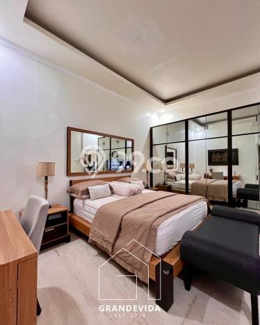 For Sale! Luxury House LT 278m2 Desain Elegan di Cipete For Sale! Luxury House LT 278m2 Desain Elegan di Cipete