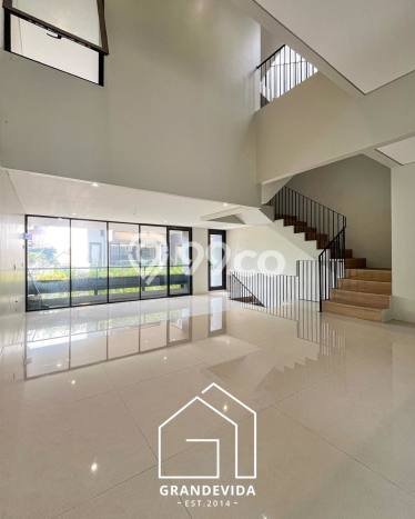 Hunian Mewah LB 247m2 Siap Huni Desain Elegan di Kemang, Jakarta Selatan Hunian Mewah LB 247m2 Siap Huni Desain Elegan di Kemang, Jakarta Selatan