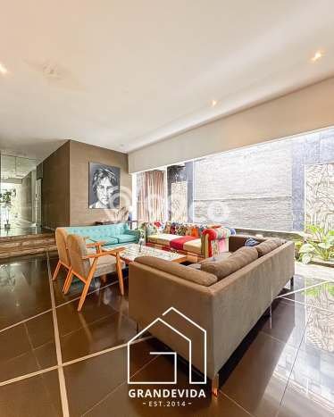 Dijual Rumah Mewah Exclusive di Kemang, Jakarta Selatan Dijual Rumah Mewah Exclusive di Kemang, Jakarta Selatan