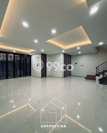 Rumah Elit Akses Mudah di Jakarta Selatan Rumah Elit Akses Mudah di Jakarta Selatan