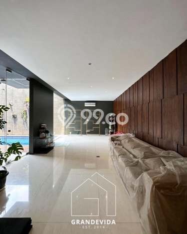 Dijual Rumah Mewah Exclusive di Kebayoran Baru, Jakarta Selatan Dijual Rumah Mewah Exclusive di Kebayoran Baru, Jakarta Selatan