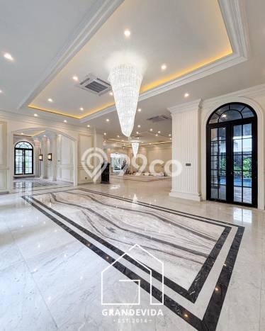 For Sale! Luxury House LT 670m2 Desain Modern di Pondok Indah For Sale! Luxury House LT 670m2 Desain Modern di Pondok Indah