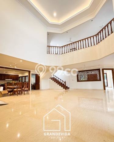 Hunian Luxury di Jakarta Selatan Lokasi Strategis Kondisi Terawat Hunian Luxury di Jakarta Selatan Lokasi Strategis Kondisi Terawat