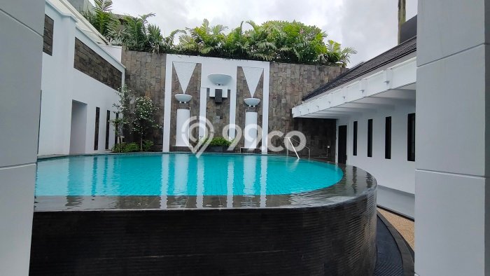 Siap Huni Rumah Mewah 3 Kamar di Menteng Dekat ke Mana Saja Siap Huni Rumah Mewah 3 Kamar di Menteng Dekat ke Mana Saja