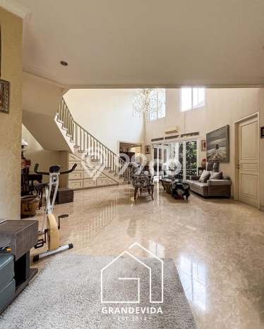 Dijual Rumah Mewah Exclusive di Kebayoran Lama, Jakarta Selatan Dijual Rumah Mewah Exclusive di Kebayoran Lama, Jakarta Selatan