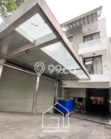 Dijual Hunian Mewah dengan Fasilitas Sekitar Lengkap di Kebayoran Baru, Jakarta Selatan Dijual Hunian Mewah dengan Fasilitas Sekitar Lengkap di Kebayoran Baru, Jakarta Selatan
