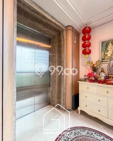 Hunian Apartemen Mewah & Prestisius 3 BR di Tebet, Jakarta Selatan Hunian Apartemen Mewah & Prestisius 3 BR di Tebet, Jakarta Selatan