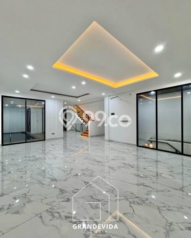 For Sale Rumah Elit Exclusive di Cilandak, Jakarta Selatan For Sale Rumah Elit Exclusive di Cilandak, Jakarta Selatan