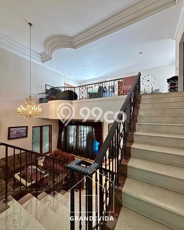 Rumah Luxury Modern Siap Huni di Pondok Indah Jakarta Selatan Rumah Luxury Modern Siap Huni di Pondok Indah Jakarta Selatan