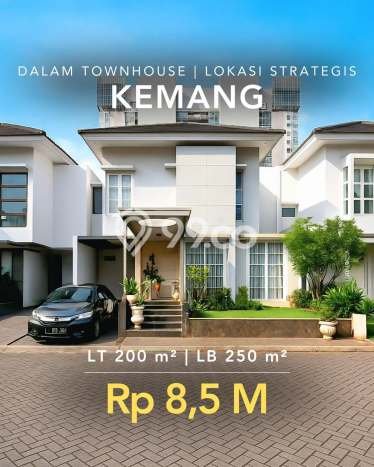 Ready to Use! Luxury House LT 200m2 Desain Modern di Kemang Ready to Use! Luxury House LT 200m2 Desain Modern di Kemang