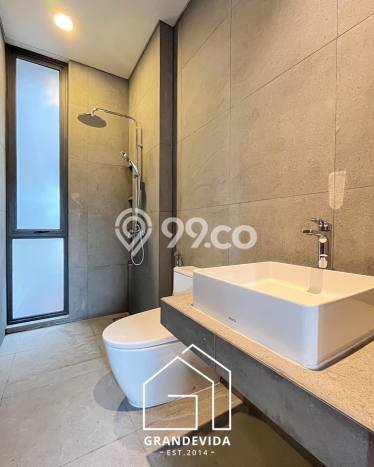 Hunian Mewah LB 450m2 Siap Pakai Desain Elegan di Kemang, Jakarta Selatan Hunian Mewah LB 450m2 Siap Pakai Desain Elegan di Kemang, Jakarta Selatan