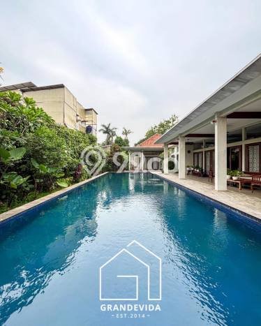 Rumah Luxury Modern Siap Huni di Veteran Jakarta Selatan Rumah Luxury Modern Siap Huni di Veteran Jakarta Selatan