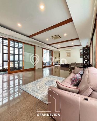Hunian Mewah Dijual LT 500m2 di Cilandak, Jakarta Selatan Hunian Mewah Dijual LT 500m2 di Cilandak, Jakarta Selatan