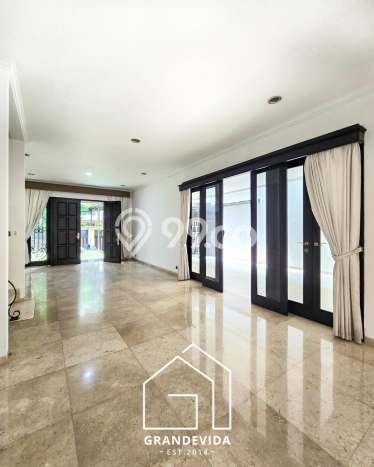Hot Offer Hunian Mewah Ideal dan Luas di Kebayoran Baru, Jakarta Selatan Hot Offer Hunian Mewah Ideal dan Luas di Kebayoran Baru, Jakarta Selatan
