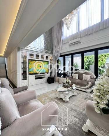 Hunian Mewah LB 600m2 Siap Pakai Desain Elegan di Pondok Indah, Jakarta Selatan Hunian Mewah LB 600m2 Siap Pakai Desain Elegan di Pondok Indah, Jakarta Selatan