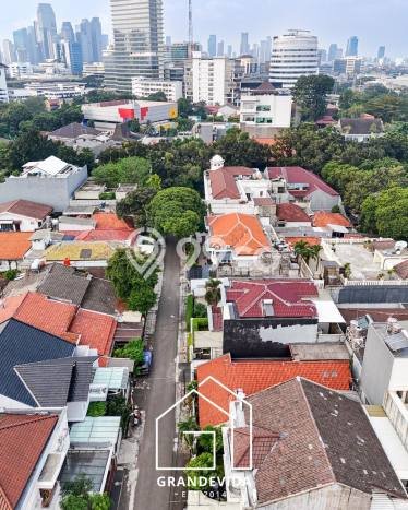 Hunian Mewah Siap Huni LT 217m2 di Kebayoran Baru, Jakarta Selatan Hunian Mewah Siap Huni LT 217m2 di Kebayoran Baru, Jakarta Selatan
