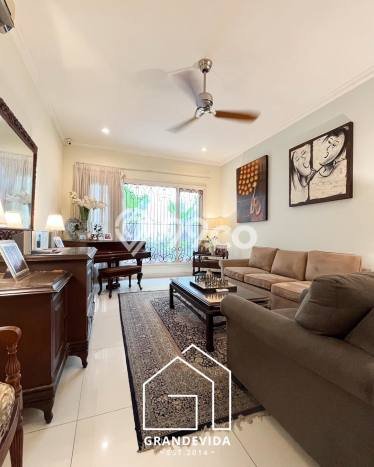 For Sale! Premium House LT 420m2 Desain Modern di Kemang For Sale! Premium House LT 420m2 Desain Modern di Kemang