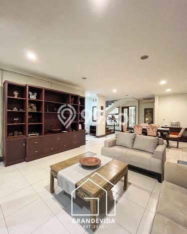 Rumah Luxury Modern Siap Huni di Pondok Indah Jakarta Selatan Rumah Luxury Modern Siap Huni di Pondok Indah Jakarta Selatan