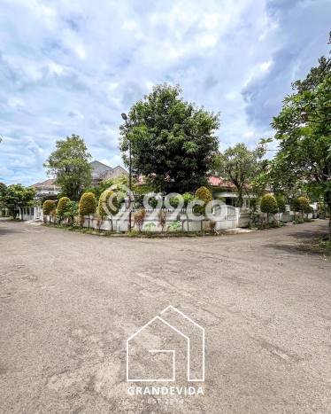 Rumah Luxury Modern Siap Huni di Lebak Bulus Jakarta Selatan Rumah Luxury Modern Siap Huni di Lebak Bulus Jakarta Selatan