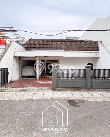 Rumah Mewah LB 150m2 Siap Huni Desain Elegan di Setiabudi, Jakarta Selatan Rumah Mewah LB 150m2 Siap Huni Desain Elegan di Setiabudi, Jakarta Selatan