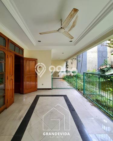 Ready to Use! Premium House LT 470m2 Desain Modern di Pondok Indah Ready to Use! Premium House LT 470m2 Desain Modern di Pondok Indah