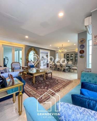 Ready to Use! Luxury House LT 200m2 Desain Modern di Kemang Ready to Use! Luxury House LT 200m2 Desain Modern di Kemang