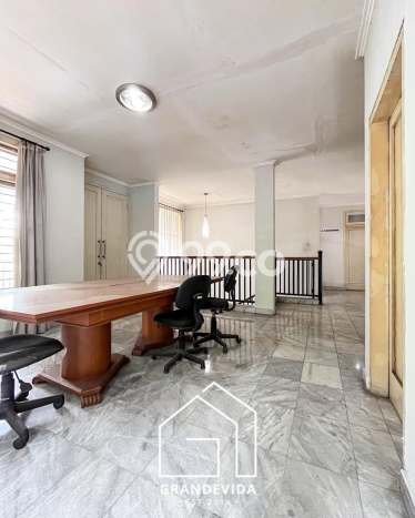Jual Rumah Luas Megah Dengan View Eksklusif di Bendungan Hilir, Jakarta Pusat Jual Rumah Luas Megah Dengan View Eksklusif di Bendungan Hilir, Jakarta Pusat