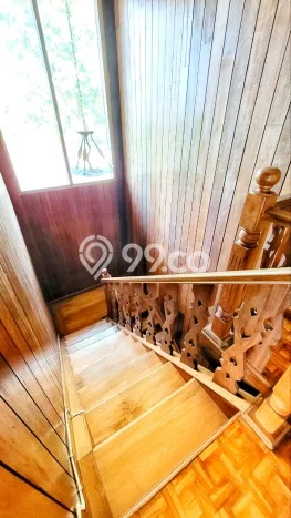 Hunian Nyaman Asri 3 KT Siap Huni di Pondok Indah Jakarta Selatan Hunian Nyaman Asri 3 KT Siap Huni di Pondok Indah Jakarta Selatan
