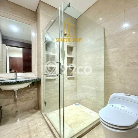 FOR SALE Hunian Apartemen High-Class di Kebayoran Baru dengan 3 Kamar Tidur & Luas 170m2 FOR SALE Hunian Apartemen High-Class di Kebayoran Baru dengan 3 Kamar Tidur & Luas 170m2