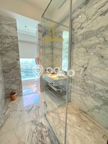 Hunian Apartemen High-Class untuk Dijual di Jakarta Selatan dengan 4 BR & 4 Kamar Mandi Hunian Apartemen High-Class untuk Dijual di Jakarta Selatan dengan 4 BR & 4 Kamar Mandi