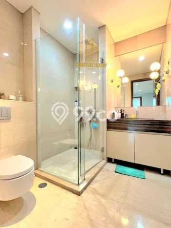 FOR SALE Hunian Apartemen Luxury di Kebayoran Lama dengan 2 Kamar Tidur & Luas 165m2 FOR SALE Hunian Apartemen Luxury di Kebayoran Lama dengan 2 Kamar Tidur & Luas 165m2