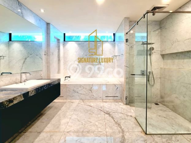 Dijual Apartemen Luxury di Kebayoran Lama, Jakarta Selatan 4 Kamar Harga Rp 22 Miliar Dijual Apartemen Luxury di Kebayoran Lama, Jakarta Selatan 4 Kamar Harga Rp 22 Miliar