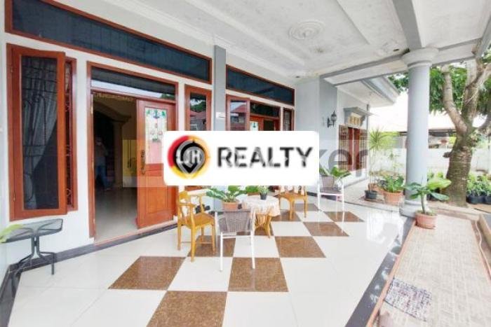 Rumah Luas Asri 6 KT Siap Huni di Tiban Batam Rumah Luas Asri 6 KT Siap Huni di Tiban Batam