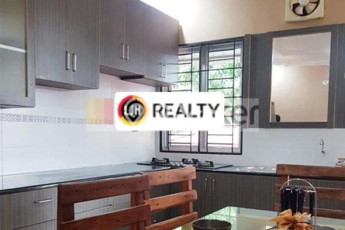 Rumah Luas Asri 6 KT Siap Huni di Tiban Batam Rumah Luas Asri 6 KT Siap Huni di Tiban Batam