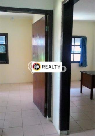 Rumah Modern 7 KT LT 240m2 di Batam Centre Rumah Modern 7 KT LT 240m2 di Batam Centre