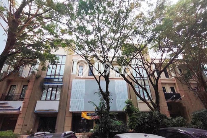 Ruko Dijual di Batam Kota Batam dengan LB 450m2 Ruko Dijual di Batam Kota Batam dengan LB 450m2