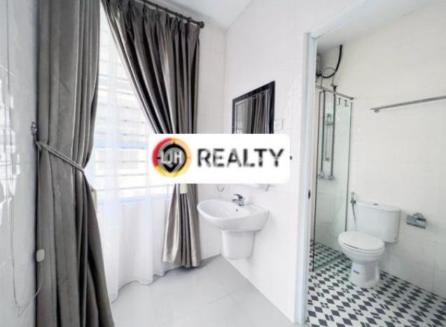 Jual Rumah Bagus Siap Huni LB 100m2 di Batam Kota, Batam Jual Rumah Bagus Siap Huni LB 100m2 di Batam Kota, Batam