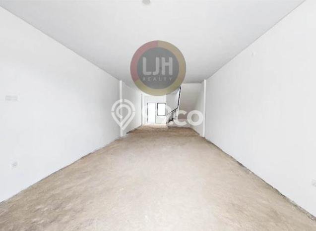 Ruko di Bengkong, Luas 288m², Area Komersial, Disewakan Ruko di Bengkong, Luas 288m², Area Komersial, Disewakan