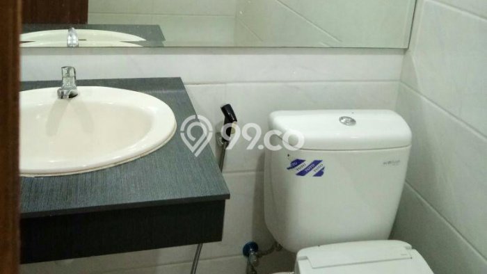 Jual Rumah Strategis Bagus Punya 4 KT di Batam Kota Batam - Jual Rumah Strategis Bagus Punya 4 KT di Batam Kota Batam -
